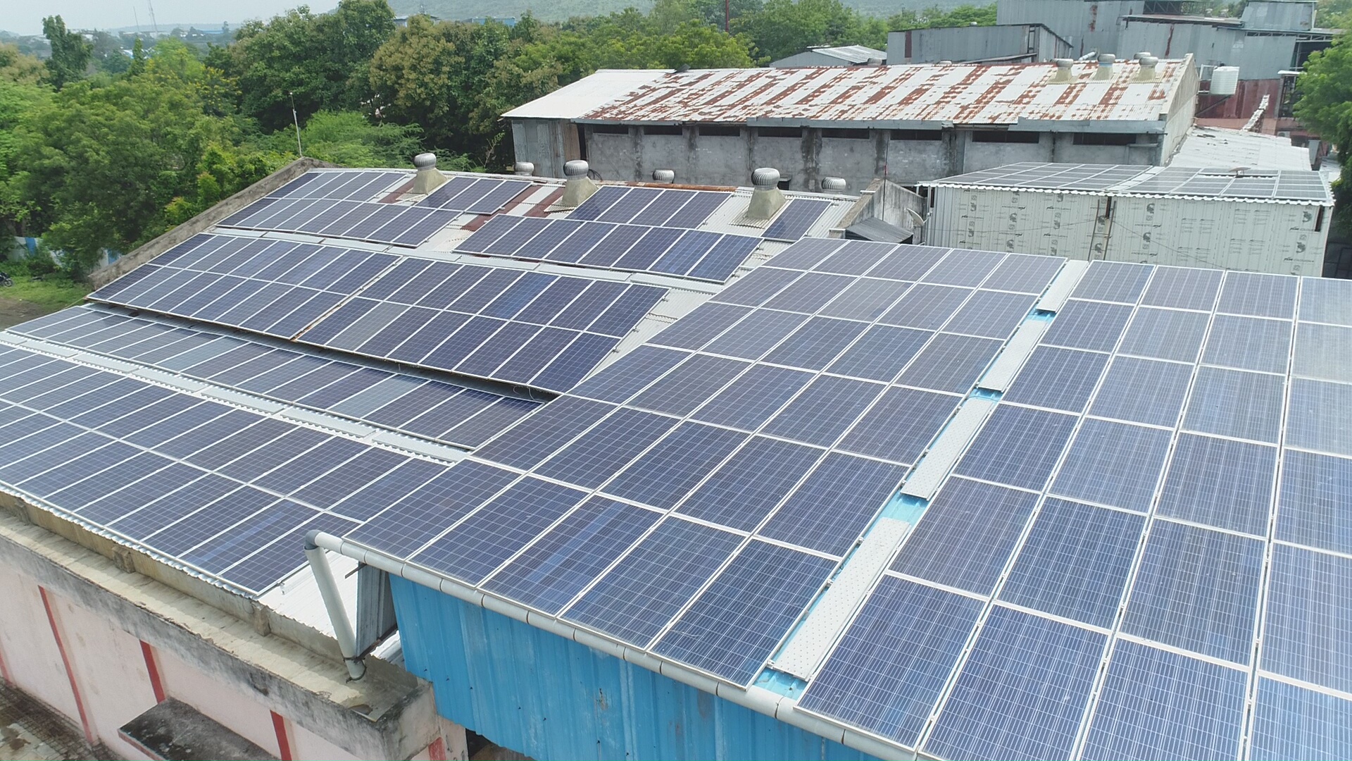 Solar panels in Amravati